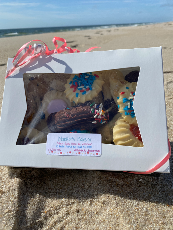 1LB Box Mini Cookies- wrapped with ribbon