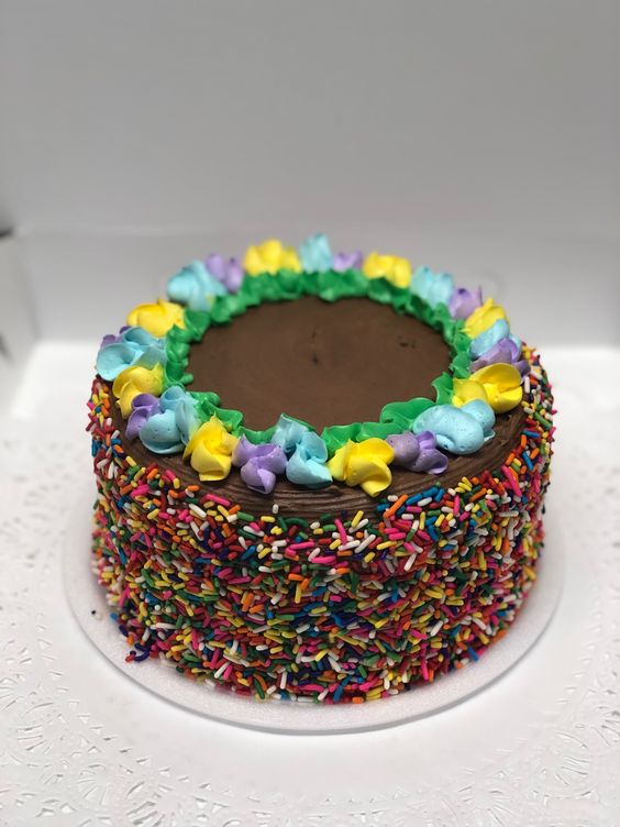 Rosebud Cake