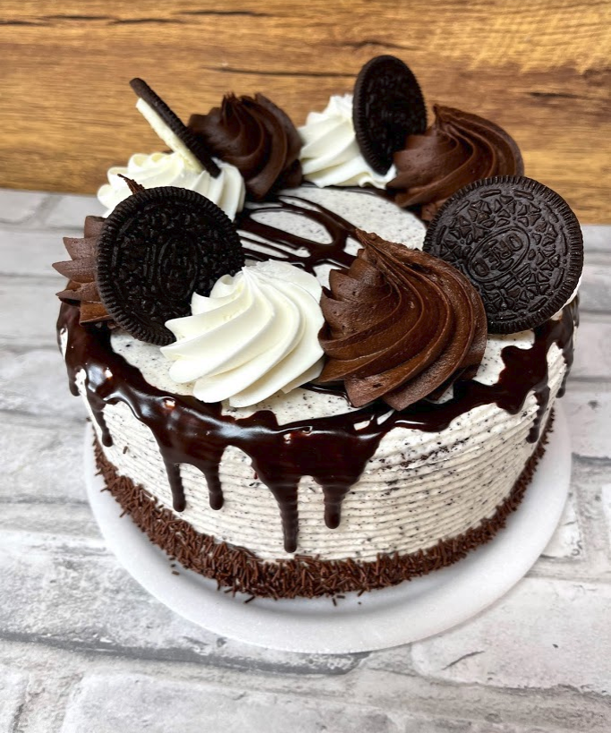 7" Oreo Cake