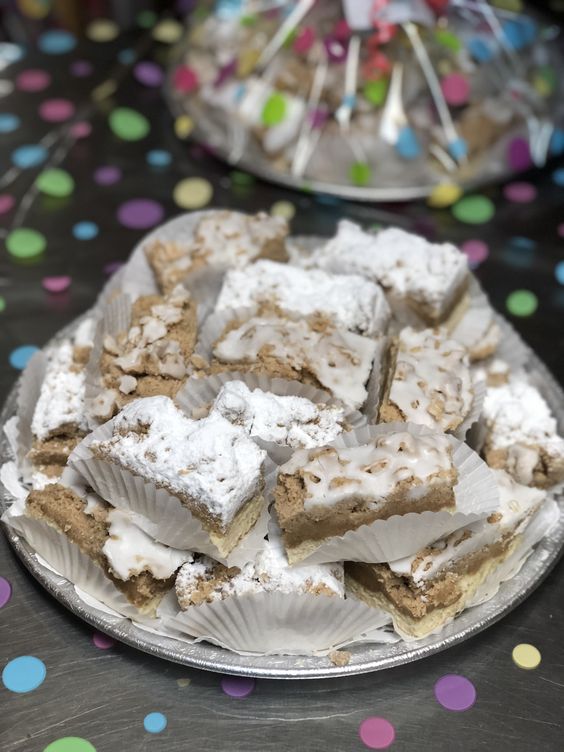 Crumb Bun Breakfast Platter