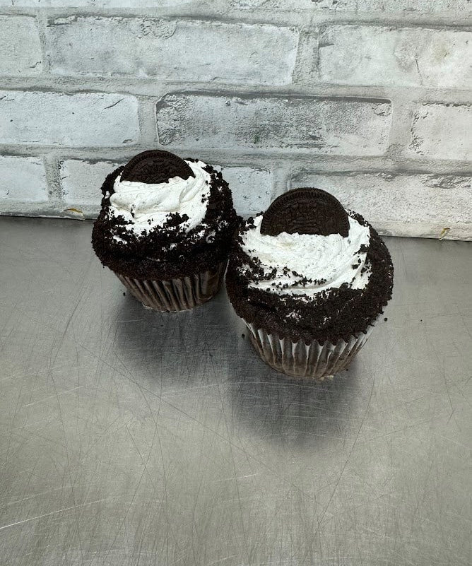 Jumbo Cupcake: Oreo