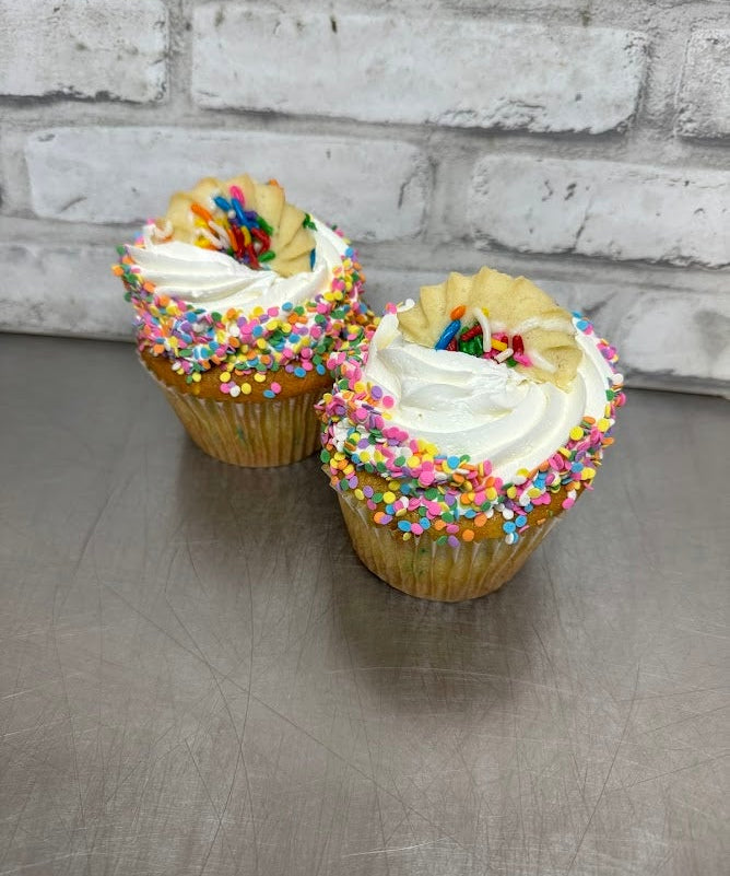 Jumbo Cupcake: Funfetti