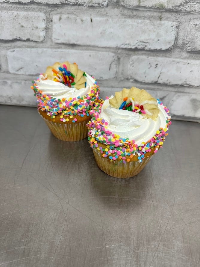 Jumbo Cupcake: Funfetti