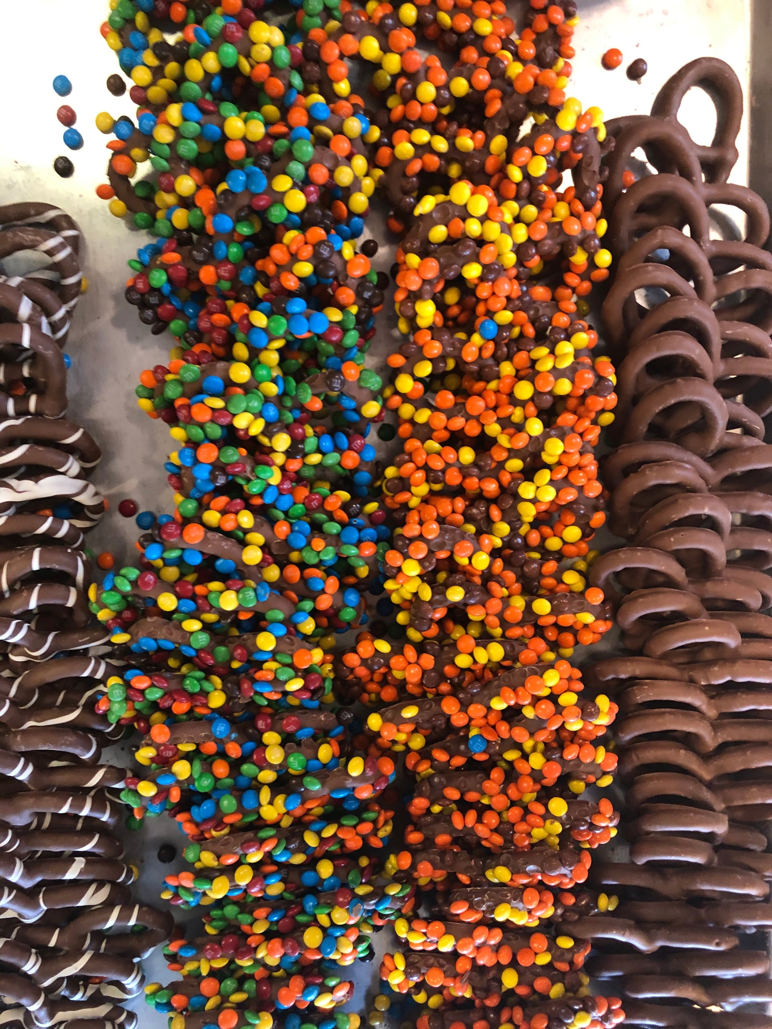 1Lb. Assorted Chocolate Covered Pretzels